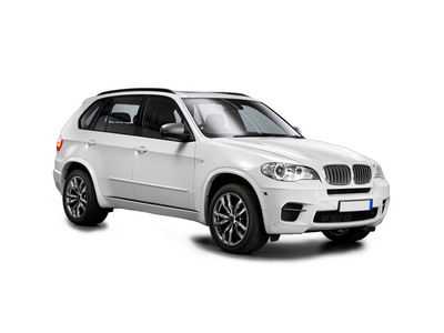Белая BMW X5 второго поколения